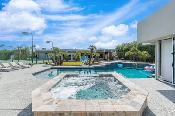 Desert Diamond HTD Pool/Hot Tub/Tennis/BBall/Sauna